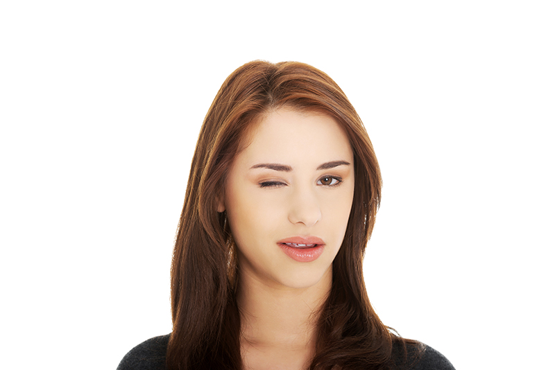 HEMIFAZIALER SPASMUS