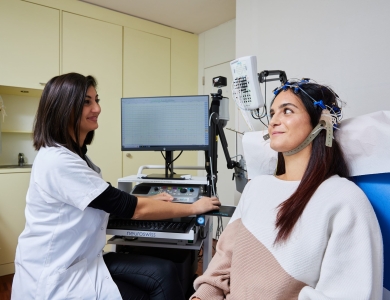 ELEKTROENZEPHALOGRAPHIE (EEG)